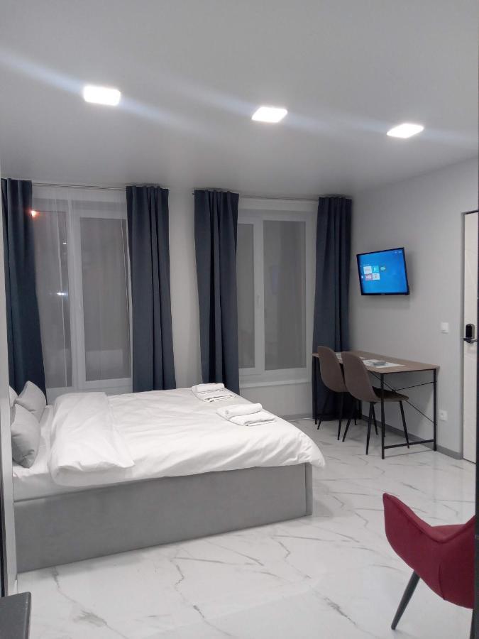 Pure Apartments Vip 4 Лвив Екстериор снимка
